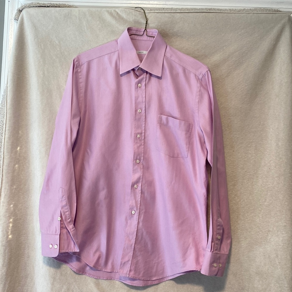 Cellini pink long sleeves buttons down shirt in perfect condition
